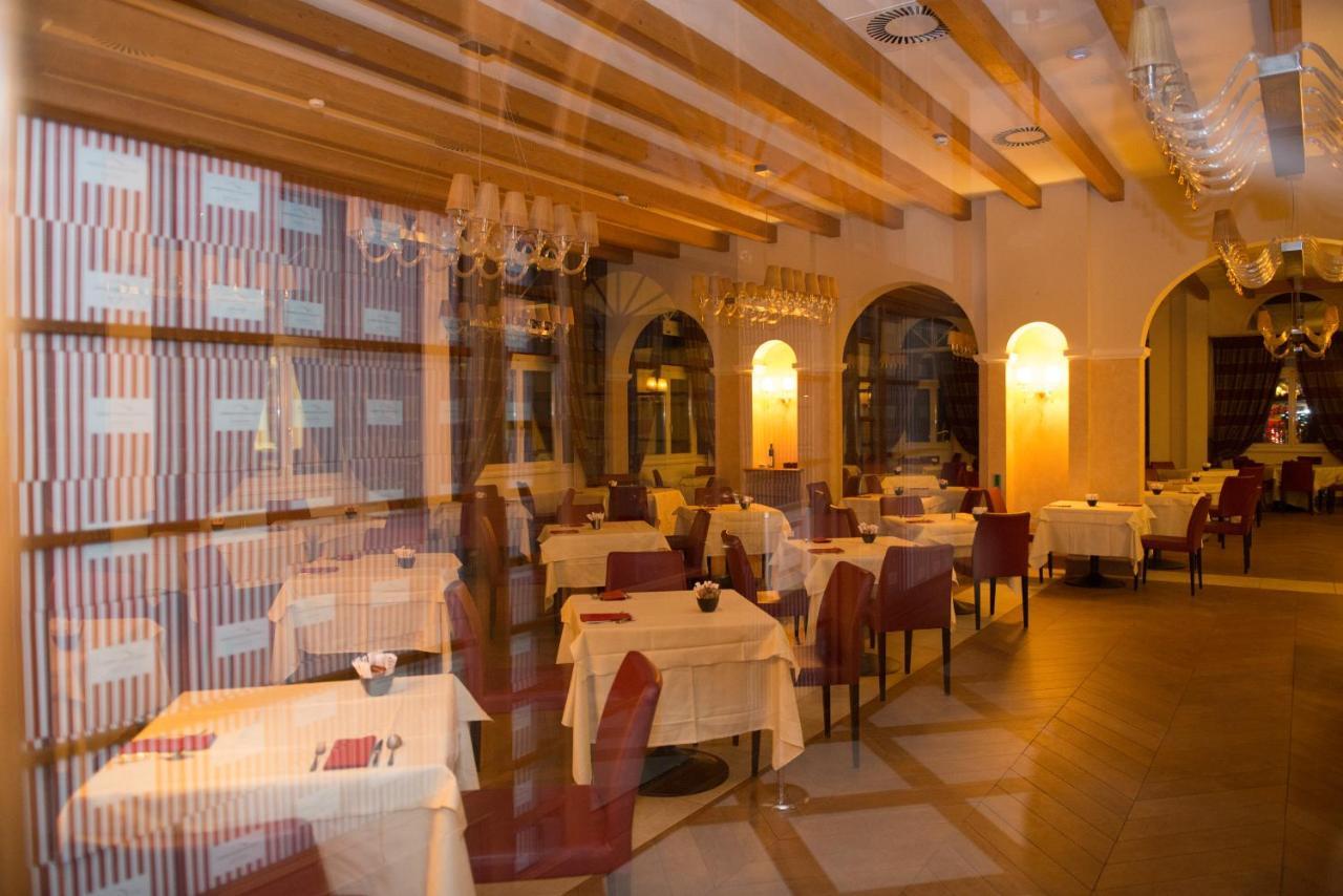 Schloss Hotel&Spa Pontresina Esterno foto